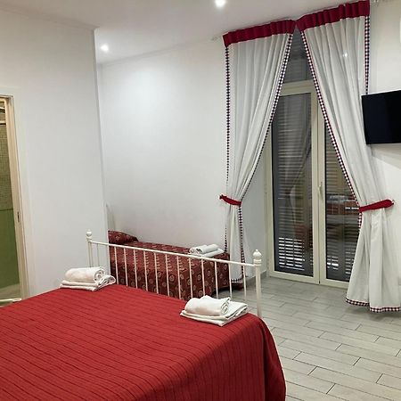 Albergo Oasi Неаполь Экстерьер фото