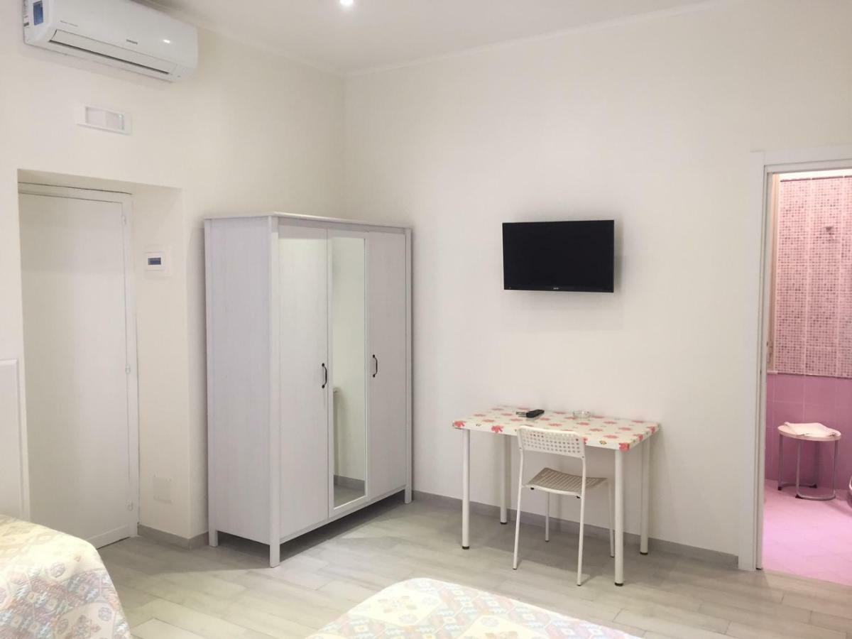 Albergo Oasi Неаполь Экстерьер фото
